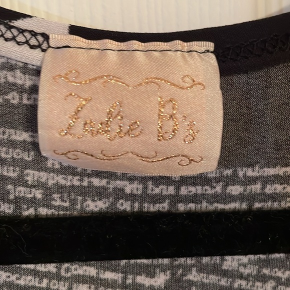 Newspaper print dress - Picture 2 of 2